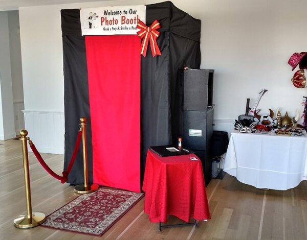 Maine to Boston Photo Booth Rental